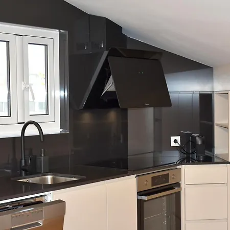 Apartment Orchid House - T1 *