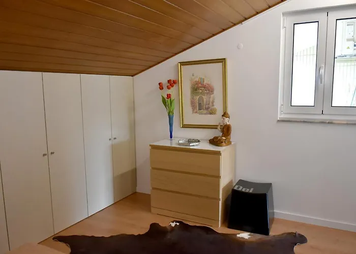 Orchid House - T1 דירה